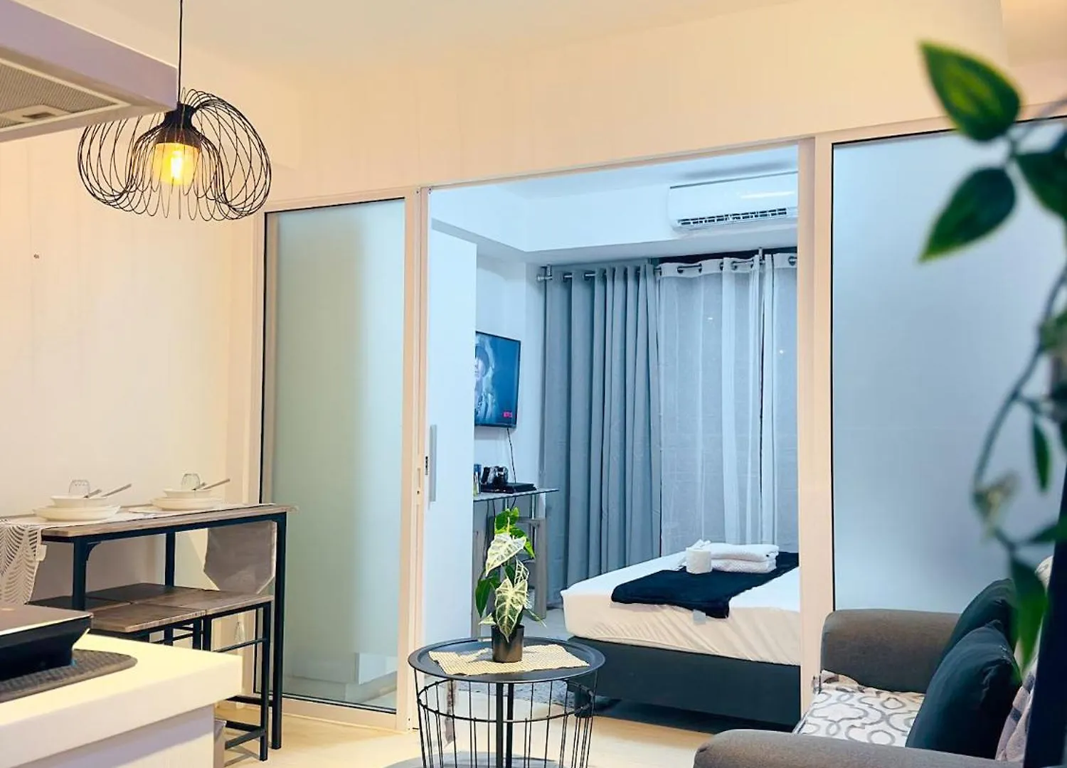 Azure Urban Resort Residences Paranaque City Filipinas