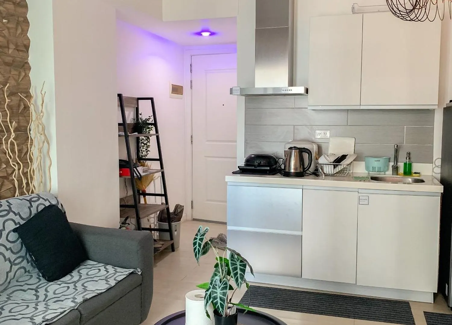 Aparthotel Azure Urban Resort Residences Paranaque City Philippines